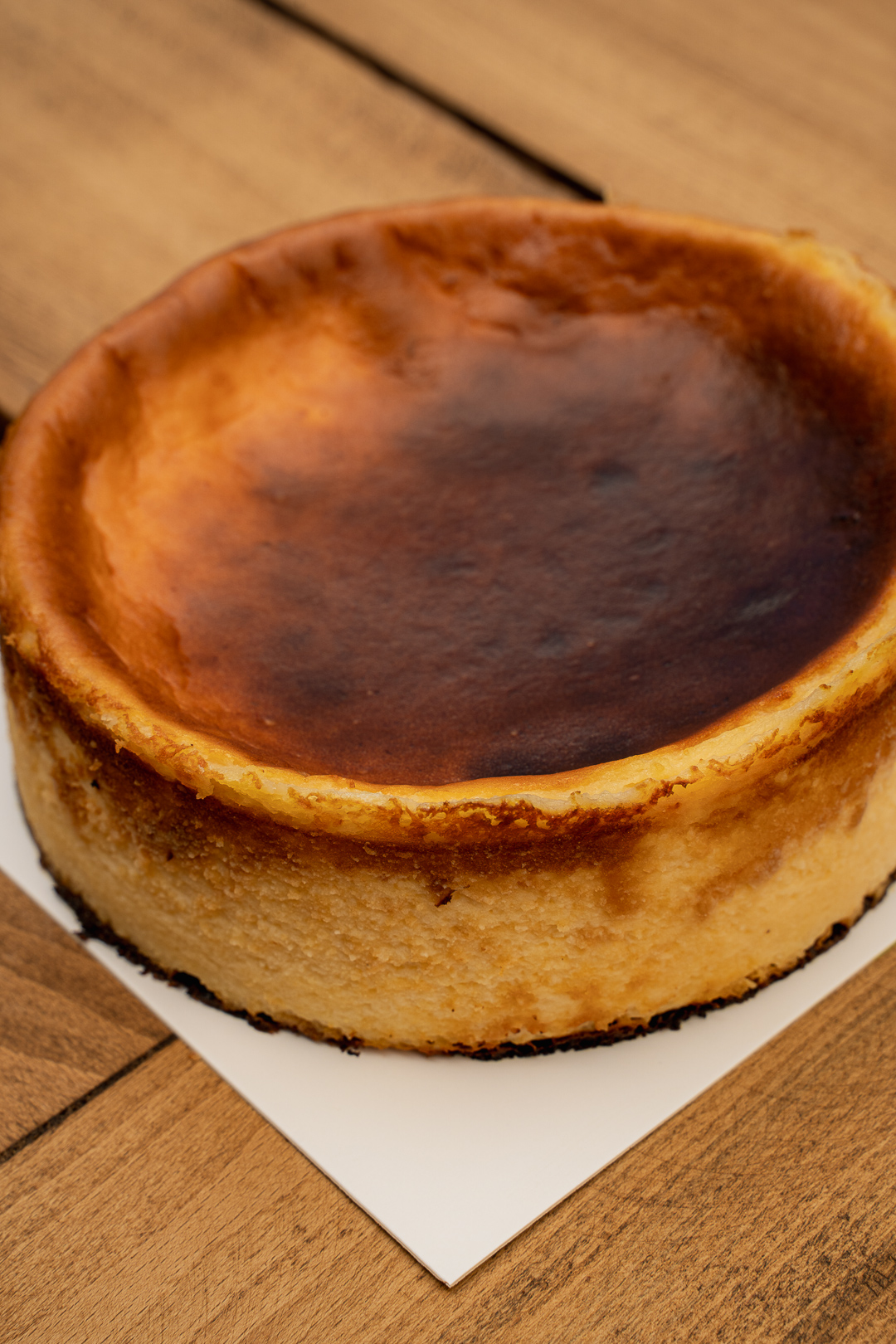 BURNT CHEESECAKE 4-8 KİŞİLİK