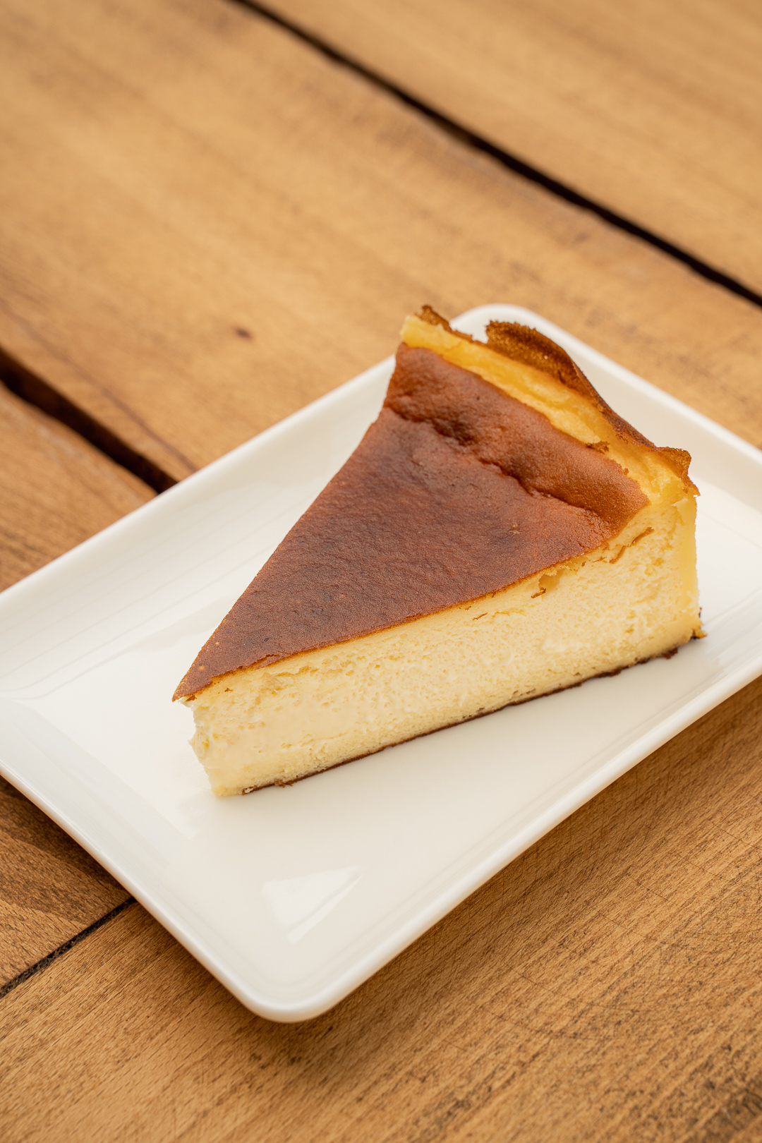 BURNT CHEESECAKE